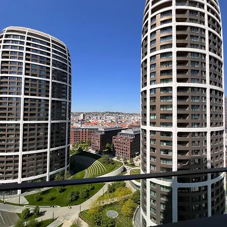 View In Sky Park By Zaha Hadid *