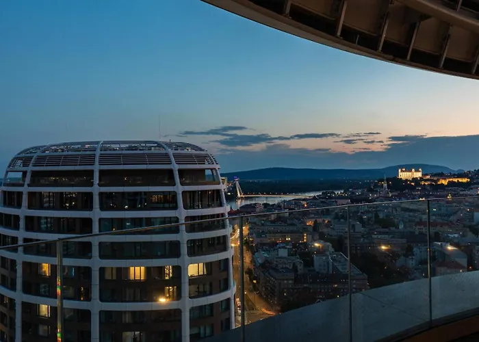 View In Sky Park By Zaha Hadid Апартаменты *